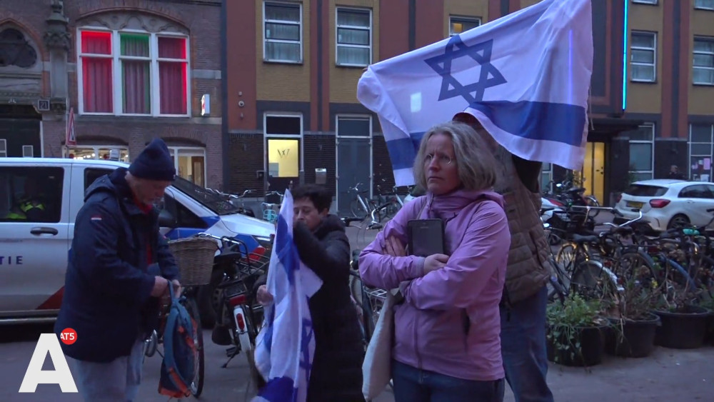 Pro-Palestinian meeting with UN rapporteur, counter-protest at entrance