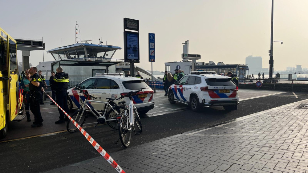 Woman (22) from Heerhugowaard suspected of stabbing at Amsterdam ferry