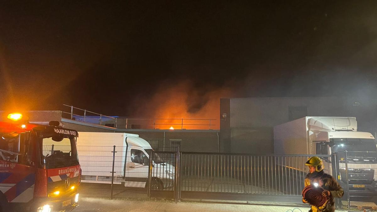 Grote brand geblust op industrieterrein Beverwijk