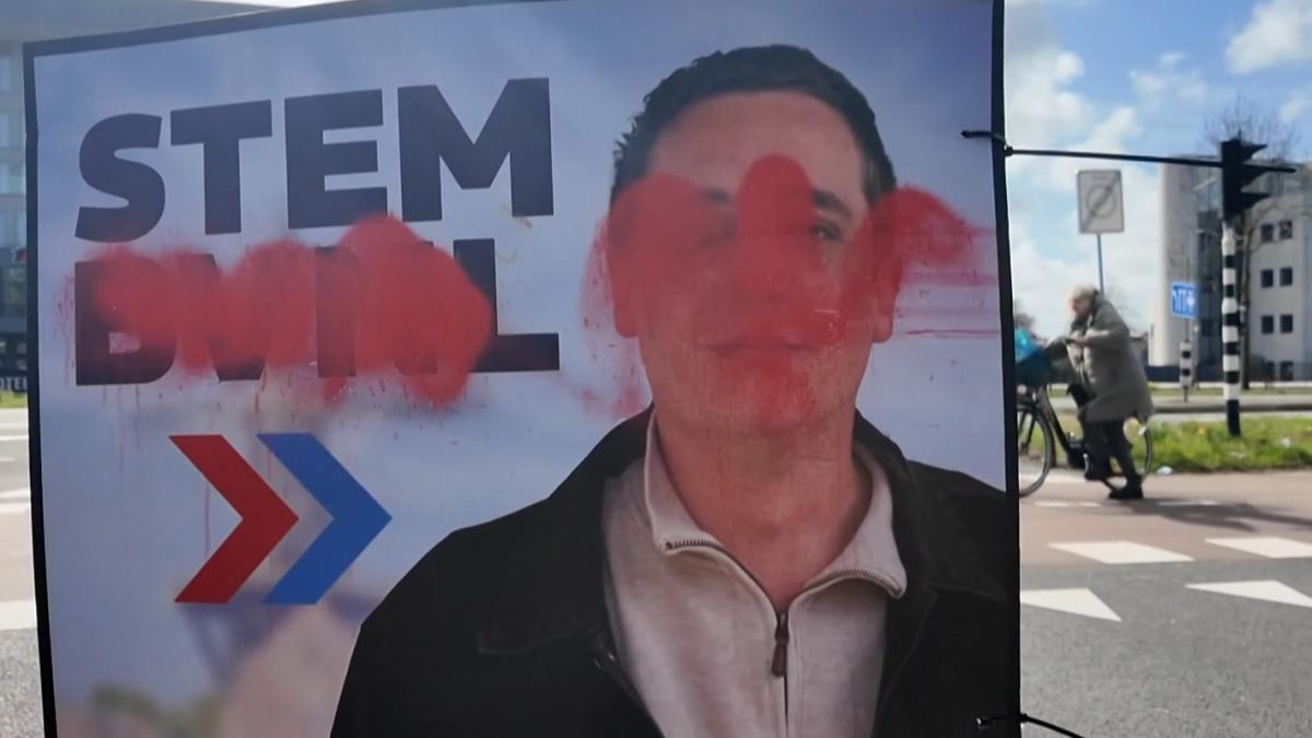 Verkiezingsposters in Haarlem beklad en weggehaald: 