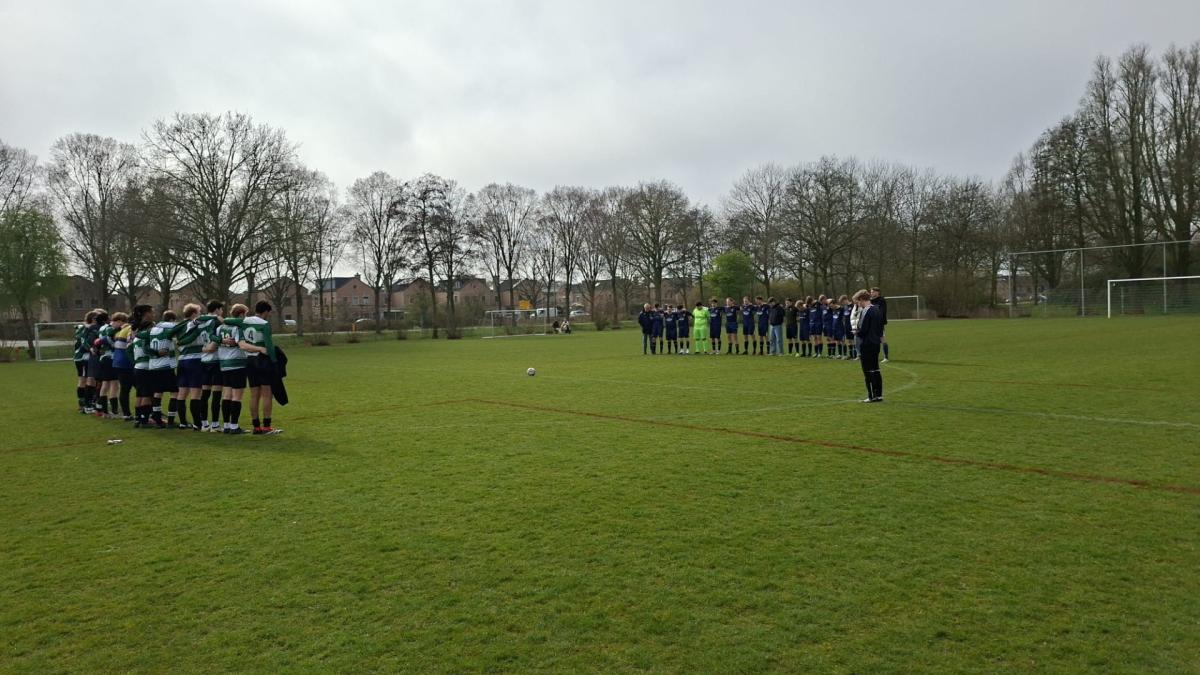 Verlies geliefde voetbalmoeder Tessa grote impact op SV Enkhuizen