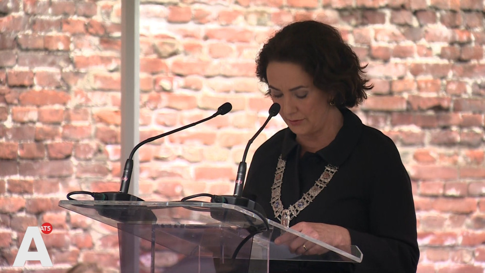 Advice on spending 25 million euros: youth-focused foundation for Jewish life in the city