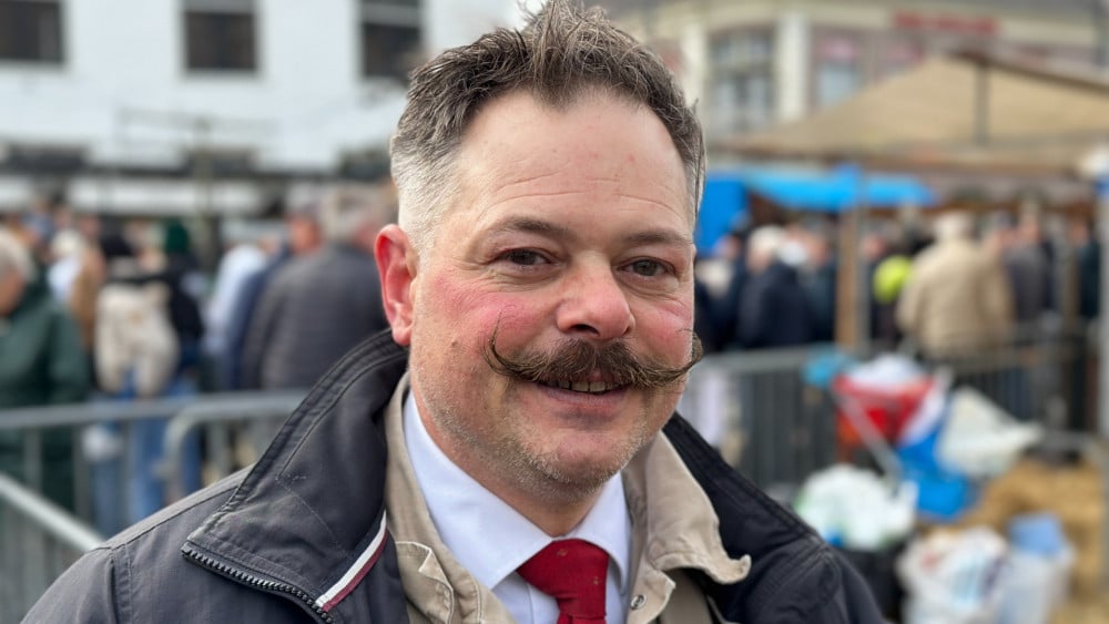 Boerenfeest in Schagen, veehouders laten hun dikbillen al 125 jaar keuren Home