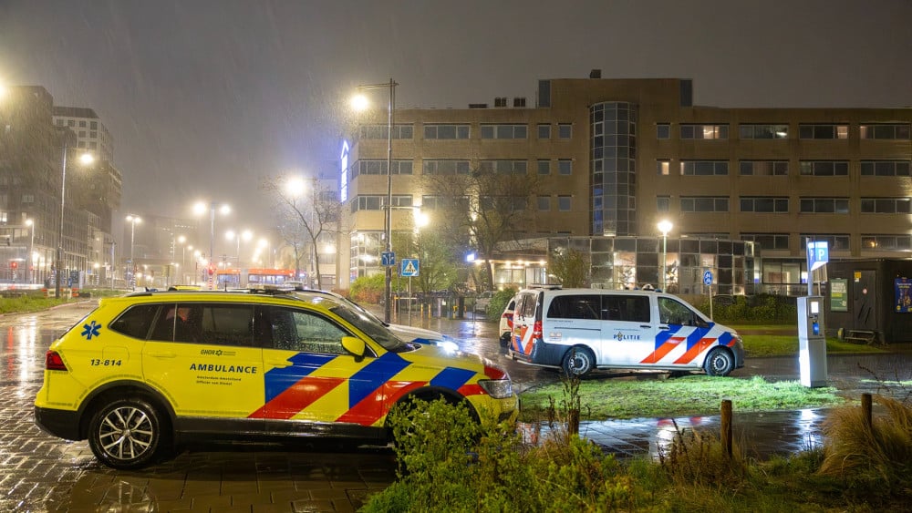 Man ernstig gewond na steekpartij bij station Amsterdam Sloterdijk Home