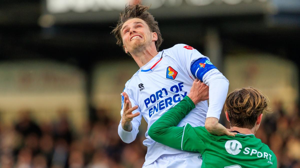 ?? Telstar moet aan de bak tegen Groningen • AZ heeft geen moeite met Fortuna