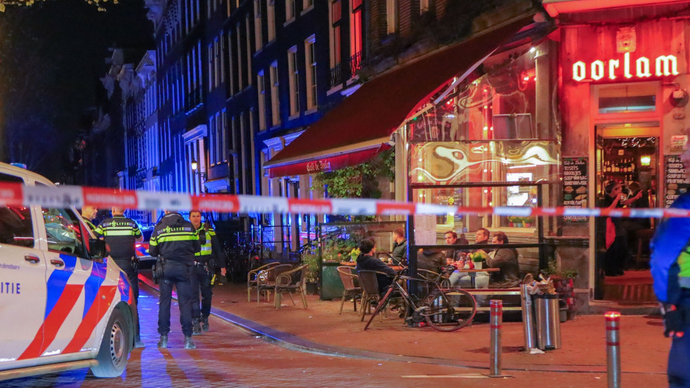 Three men stabbed during fight on Kloveniersburgwal