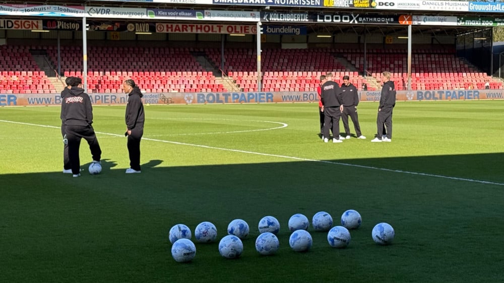 ? Na al het feestgedruis speelt bekerwinnaar AZ tegen Go Ahead Eagles