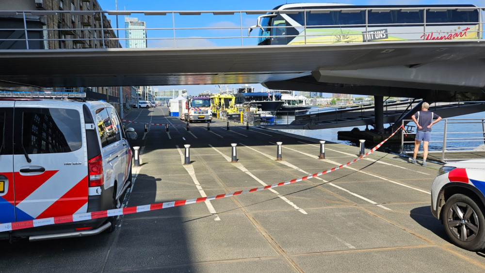 Body found in water near Veemkade