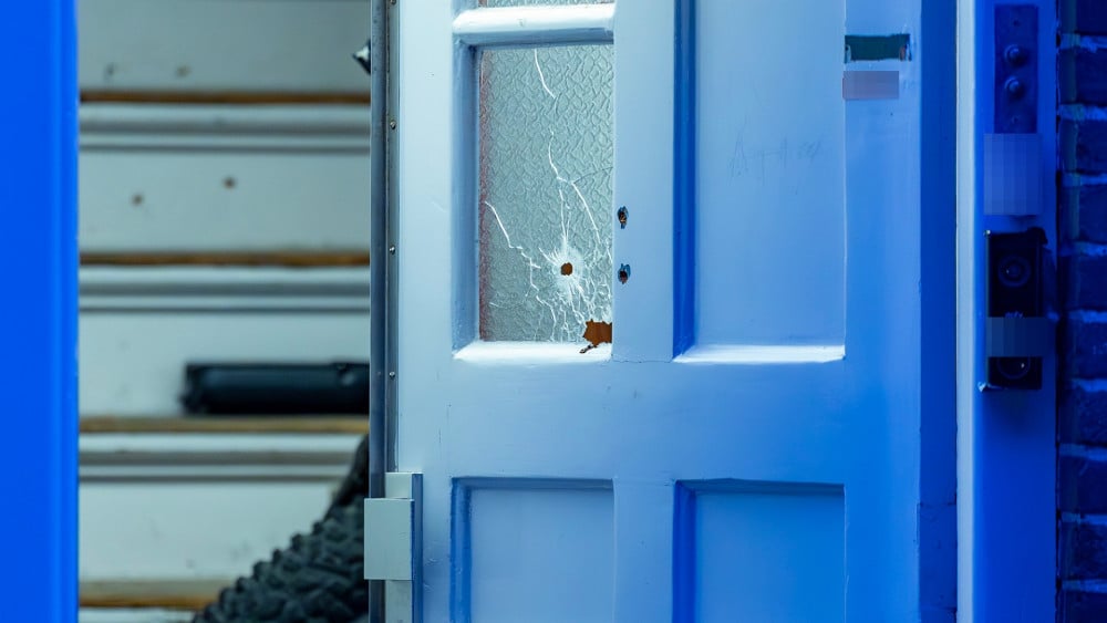 House shot at on Diamanstraat in South