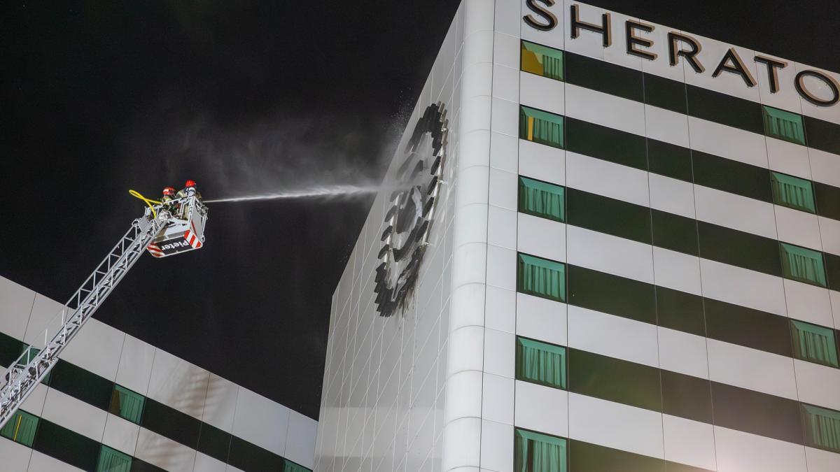 Honderden gasten geëvacueerd na brand in hotel bij Schiphol
