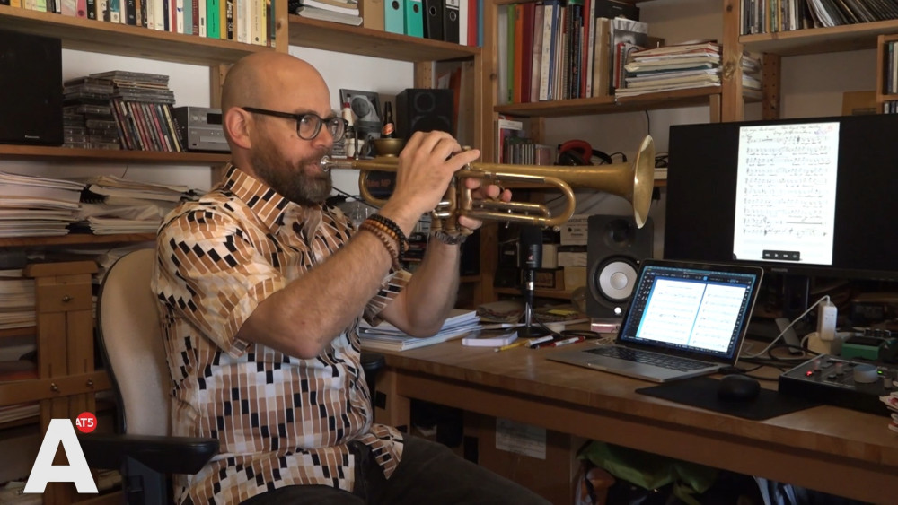 Playing trumpet during the silence: Gijs honors deported composer on May 4