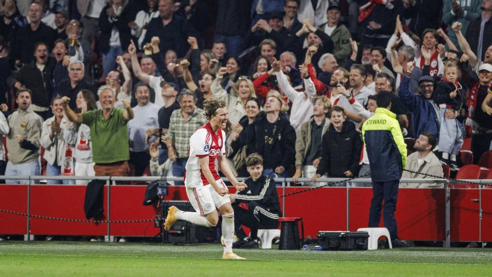 Ajacied Gaaei lacht als een boer met kiespijn: "Had liever willen winnen van PSV"