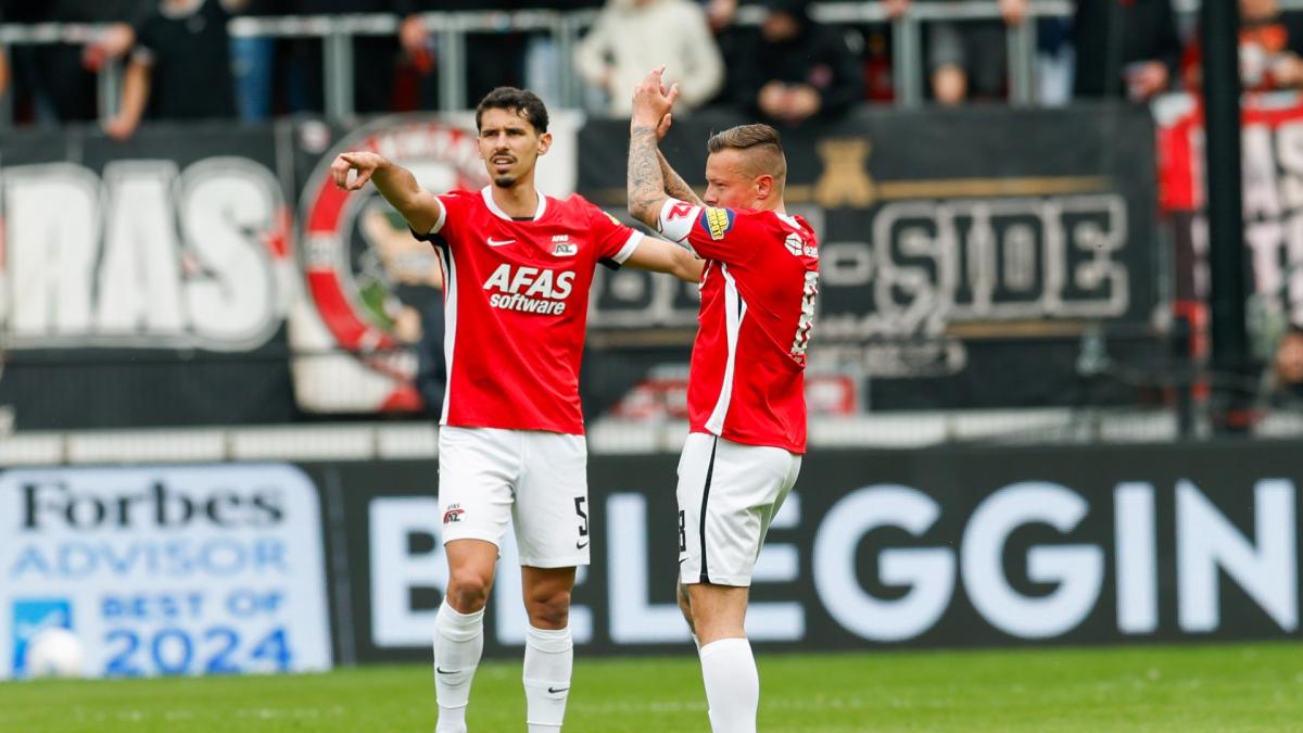 ?? AZ krijgt gelijkmaker FC Twente om de oren • vervelende nederlaag FC Volendam