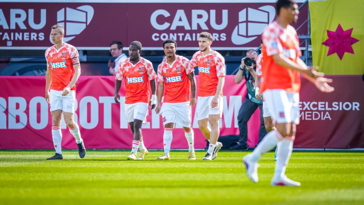 ?? Super Sunday met 4 Noord-Hollandse duels tegelijkertijd • droomstart Volendam en AZ