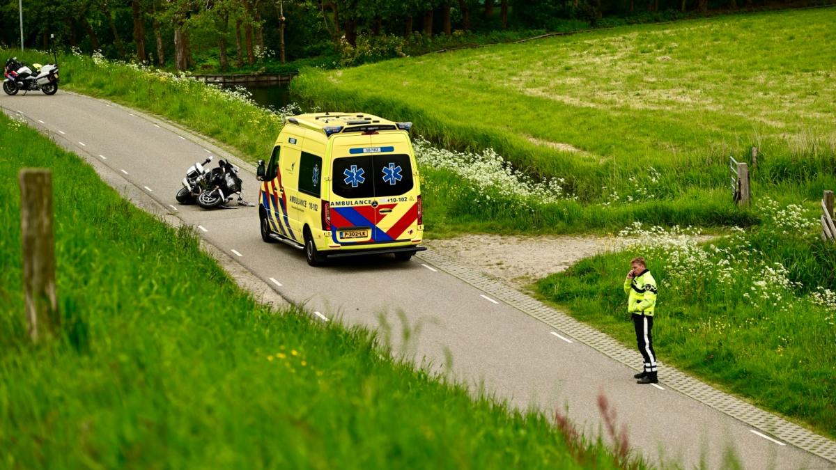 Motoragent gaat onderuit tijdens rijopleiding