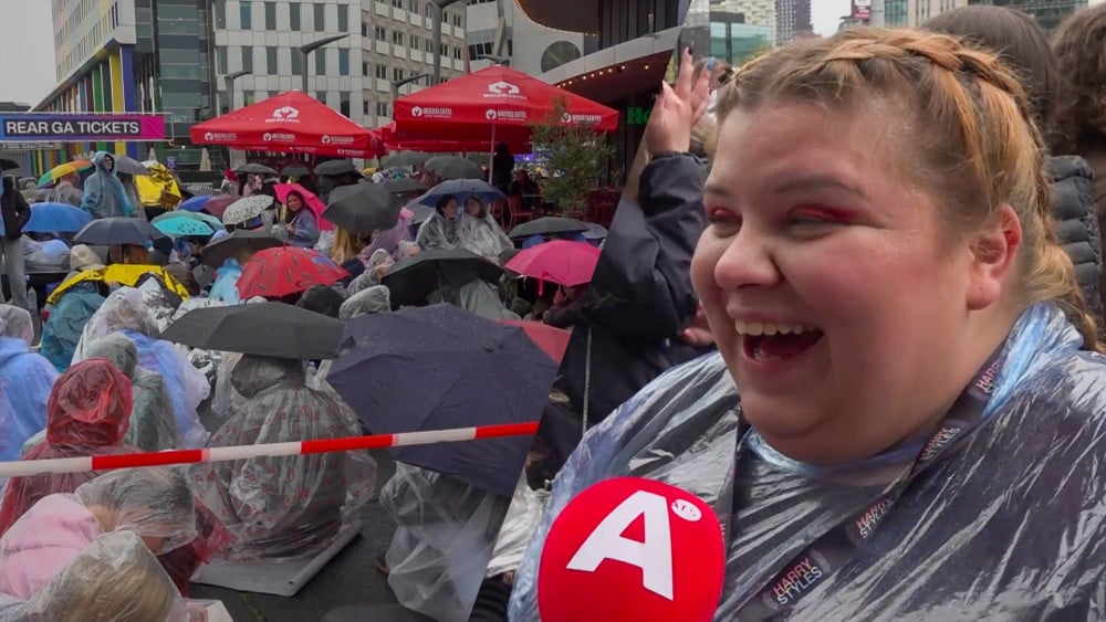 After three days of camping, it's finally time for the 'Harries': "It was cold and rainy"