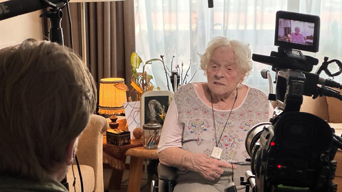 Haarlemse ouderen vertellen in documentaire over hun kindertijd in oorlog
