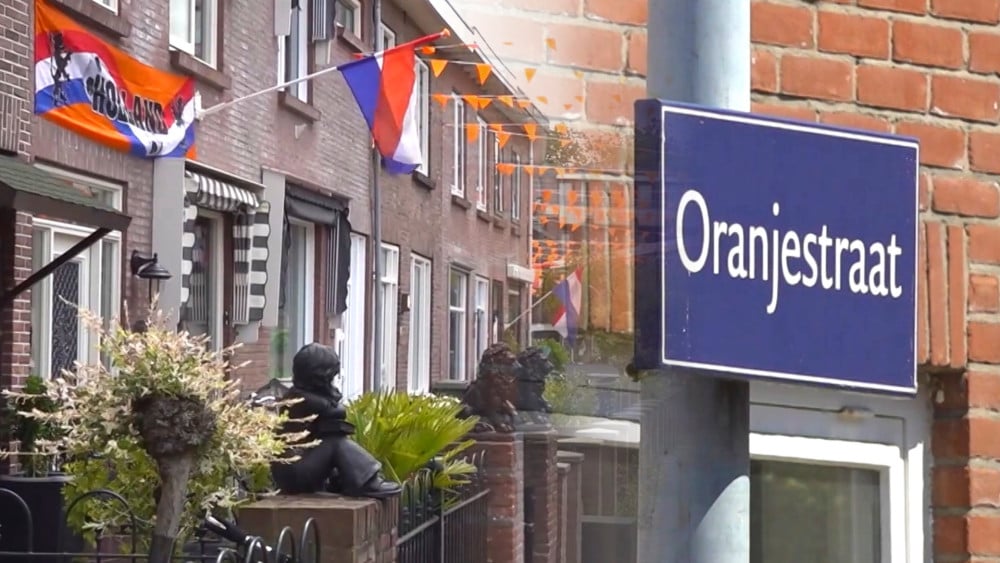 Haarlem's Oranjestraat still waiting for World Cup fever: "It's not happening yet"