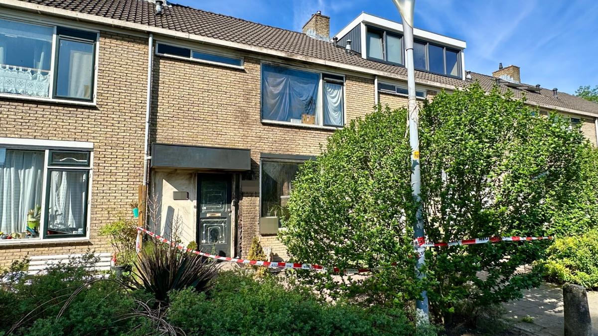 Explosie bij woning waar feestje uit de hand liep: 