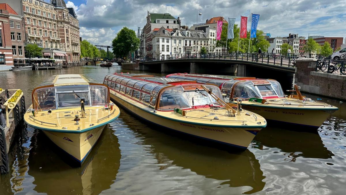 Amsterdam (nog) niet in de ban van het WK
