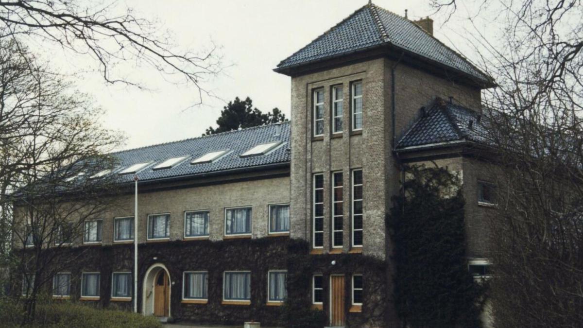 Bloemendaal: Ruim honderd asielzoekers naar pand de Tiltenberg in Vogelenzang