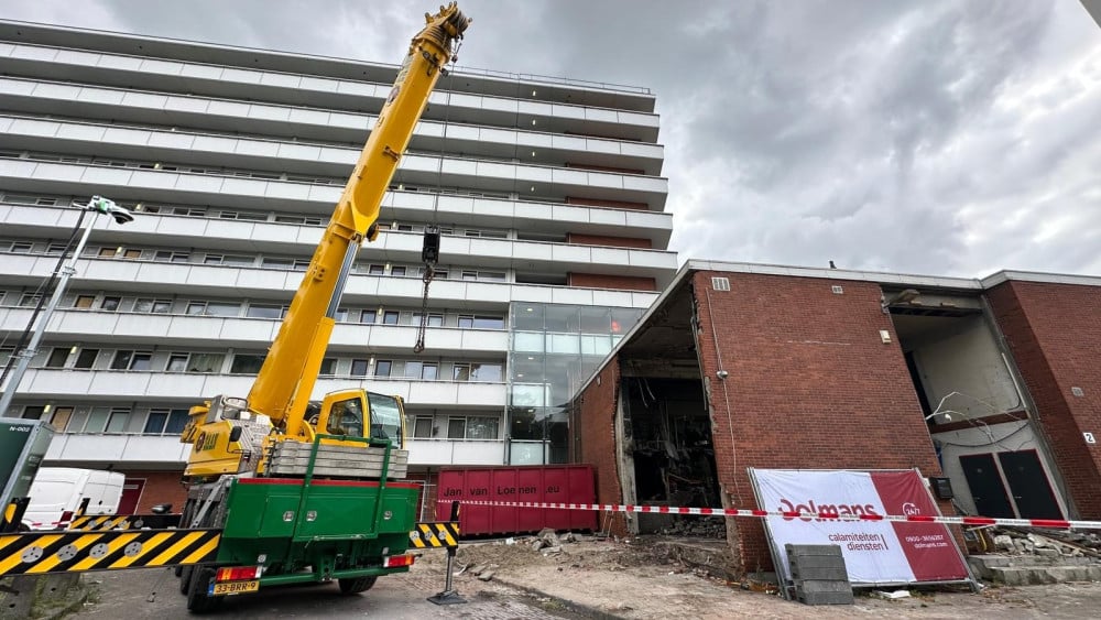 Permanent repairs to Amsterdam-Osdorp apartment building could take weeks or months