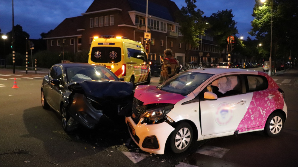 Two 19-year-old stoned drivers arrested after head-on collision in East