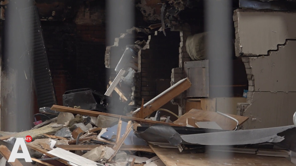 After explosion destroys Osdorp practice, physio Jan finds refuge with colleague