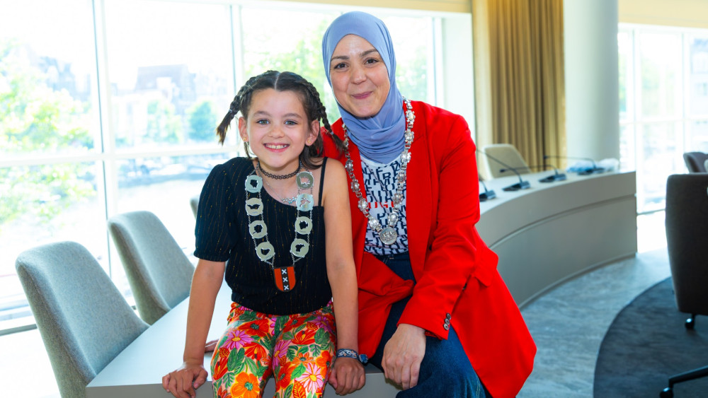Deputy Mayor Lahlah installs child mayor