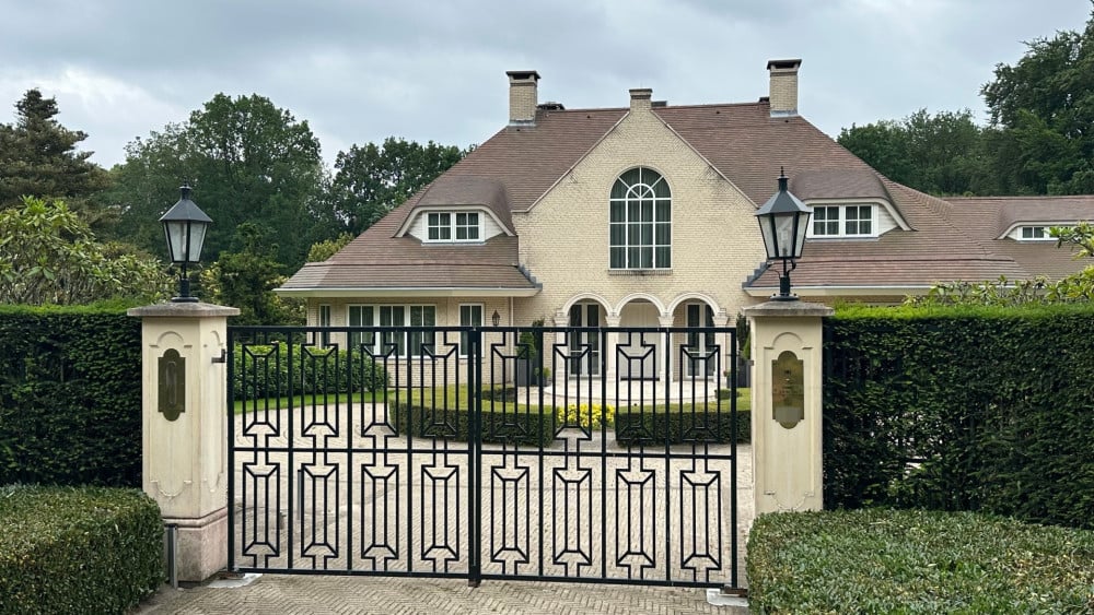 Laren overtakes Bloemendaal: average house value hits one million