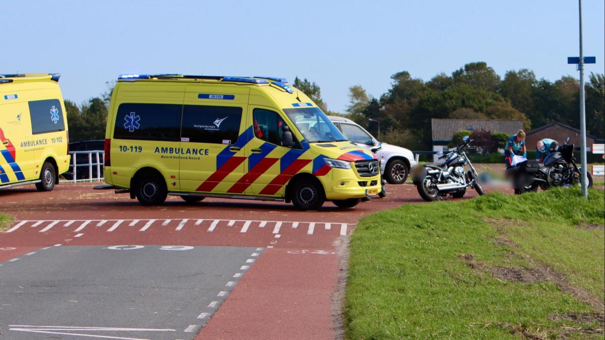 ??24-jarige motorrijder uit Westzaan overleden na verkeersbotsing in Breezand • Man mishandeld in ce