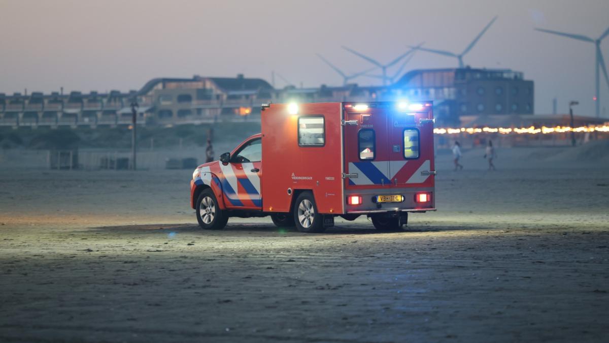 Persoon gereanimeerd na grote zoekactie in zee bij IJmuiden