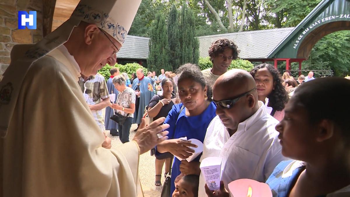 Dwars door Noord-Holland: op bedevaart in Heiloo en Trafassi's mega-hit Wasmasjien