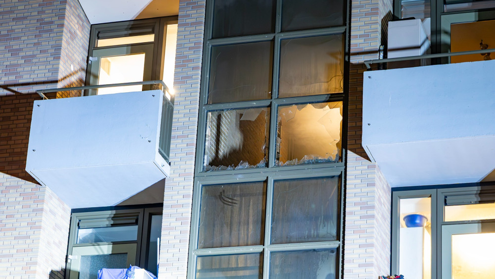 Two explosions at apartments in Geuzenveld, police investigate possible link