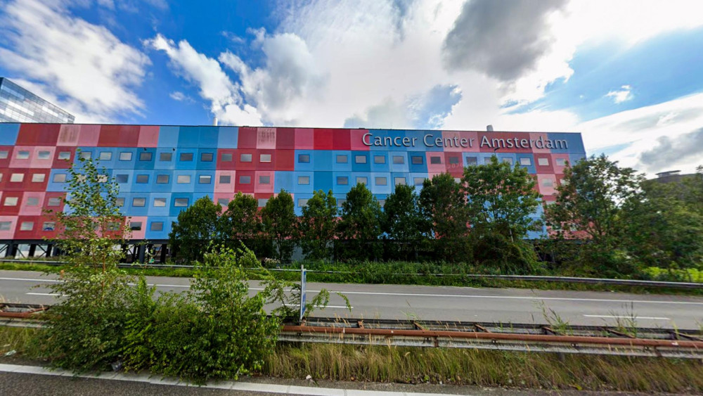 The 'toy brick' building is disappearing: cancer research center to be demolished
