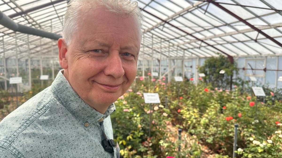 Uittip: Geurherinneringen dankzij oeroude bloemen in Historische Tuin Aalsmeer