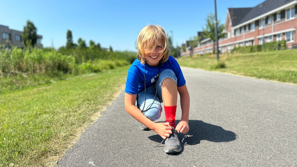 Finish in zicht voor Tim (11) na eerste wandeldag in Nijmegen Home
