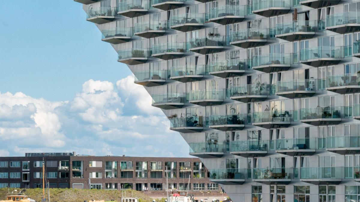 Enorme stank trekt over Amsterdam, ''mogelijk zorgt droogte voor rioolproblemen''