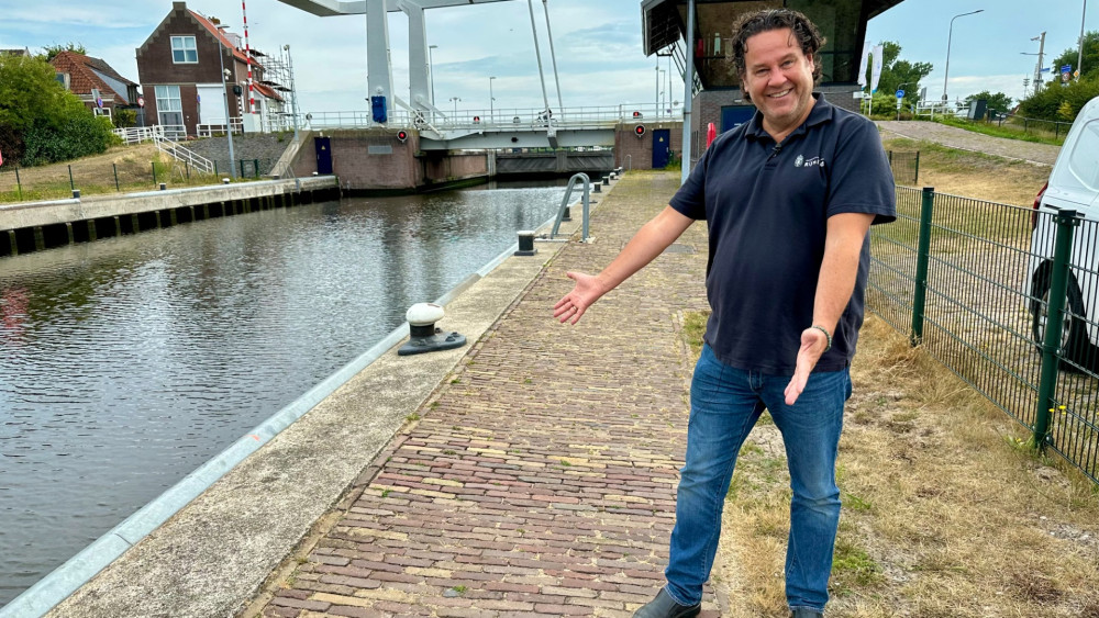 Large lock in Spaarndam to open less frequently: 'Accepting inconvenience to prevent damage'