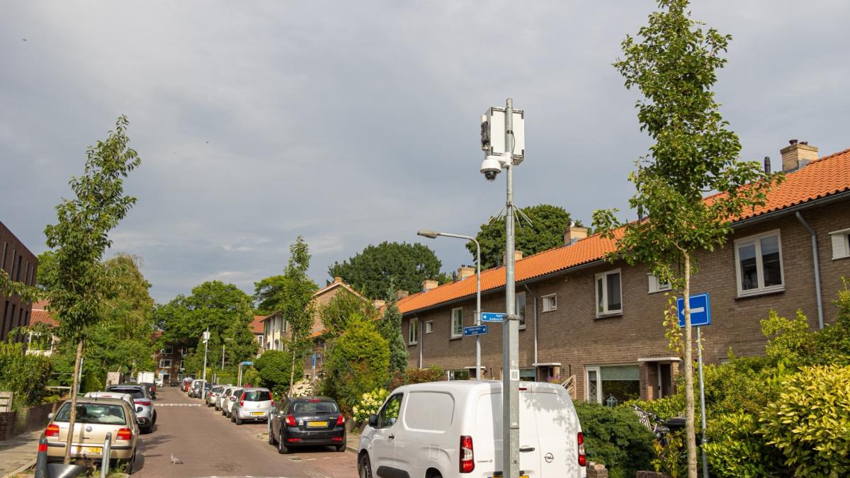 Tijdelijk cameratoezicht in Hilversumse straat na reeks autobranden