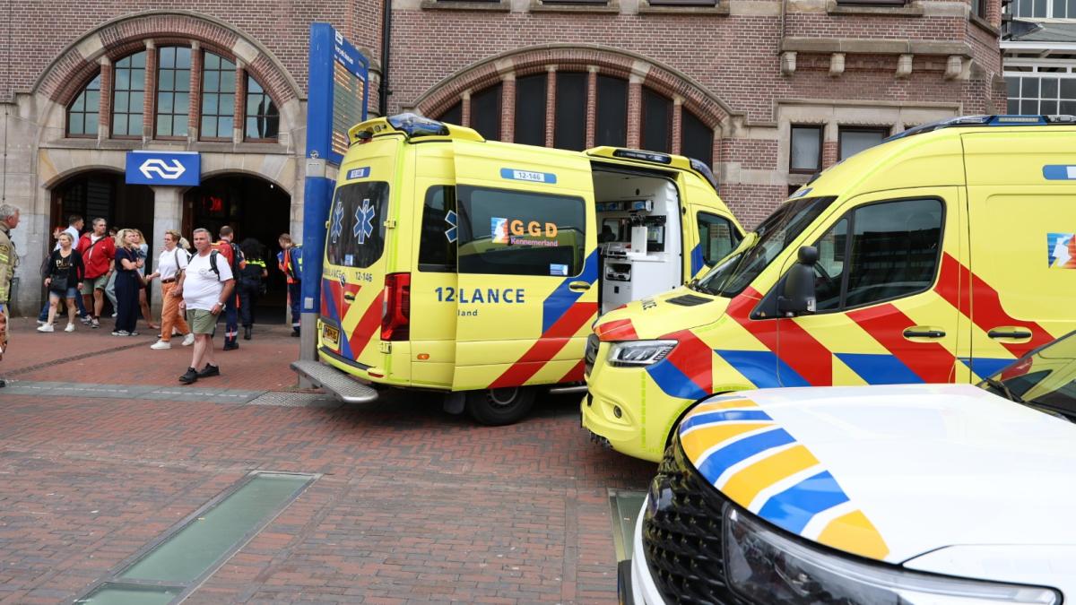 Geen treinen van en naar Haarlem vanwege aanrijding met persoon