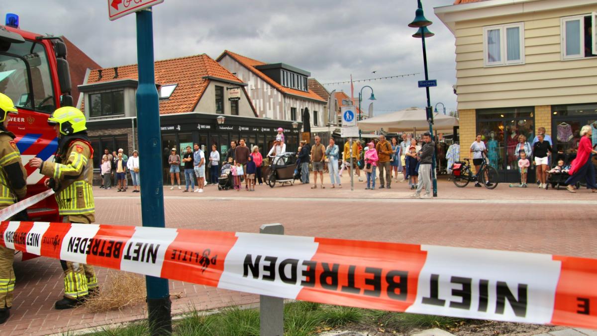 Branden in Zuid-Scharwoude en op Texel • Reddingsoperatie rond duwboot gestaakt