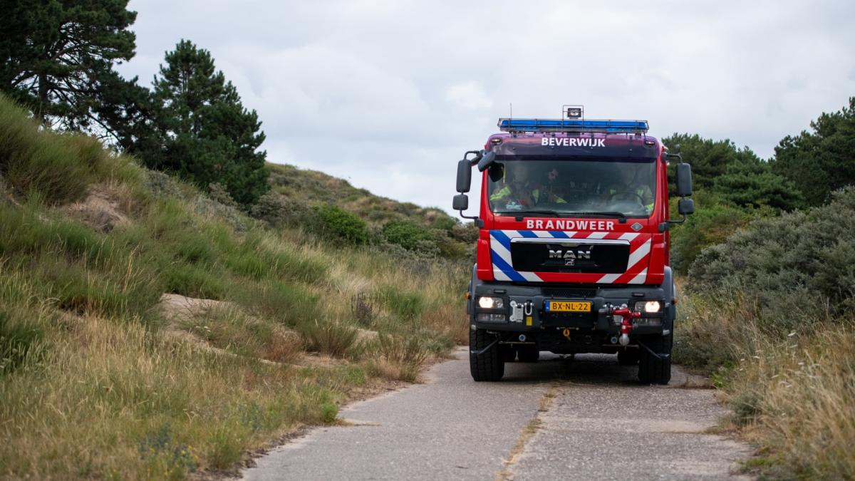 Grote brandweerinzet bij duinbrand in IJmuiden