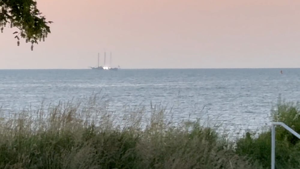 "It feels like piracy": Party boats thunder into Muider bedrooms