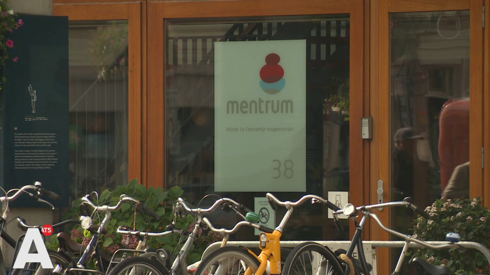 Mentrum patient holds nurse in chokehold for minutes during escape attempt
