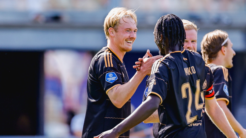 German signing Brandt settles in at Amsterdam: "Wonderful club"