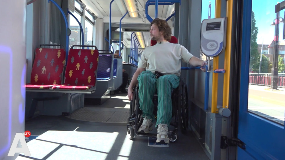 Handbike of actor Daan Buringa stolen: "I can do much less in a day now"