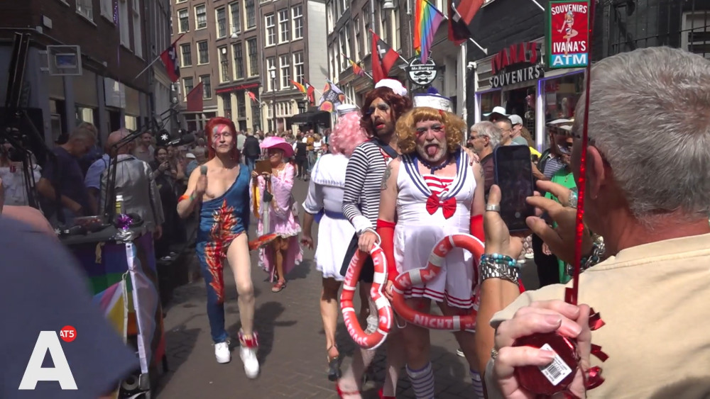 Hartjesdag on the Zeedijk: "This is the best party"
