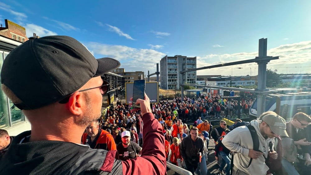 Day 2 Dutch Grand Prix - Zandvoort fills with tens of thousands of race fans