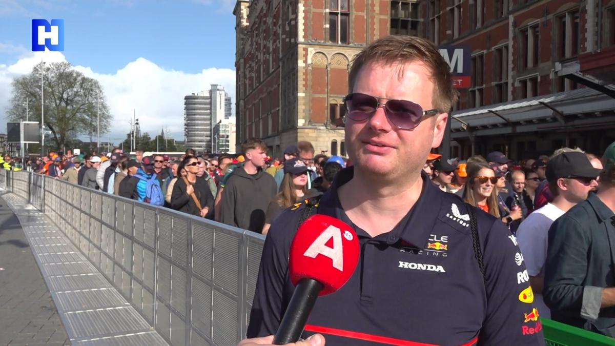Lange rijen voor Amsterdam CS vanwege laatste Grand Prix in Nederland: 